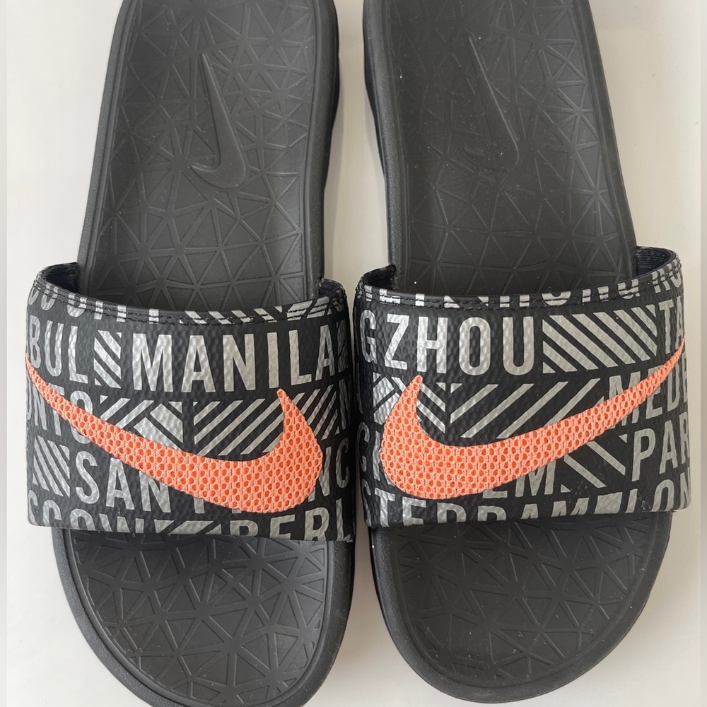 Nike(WMNS) Nike Benassi Solarsoft Sld 2 NWM 'Blac